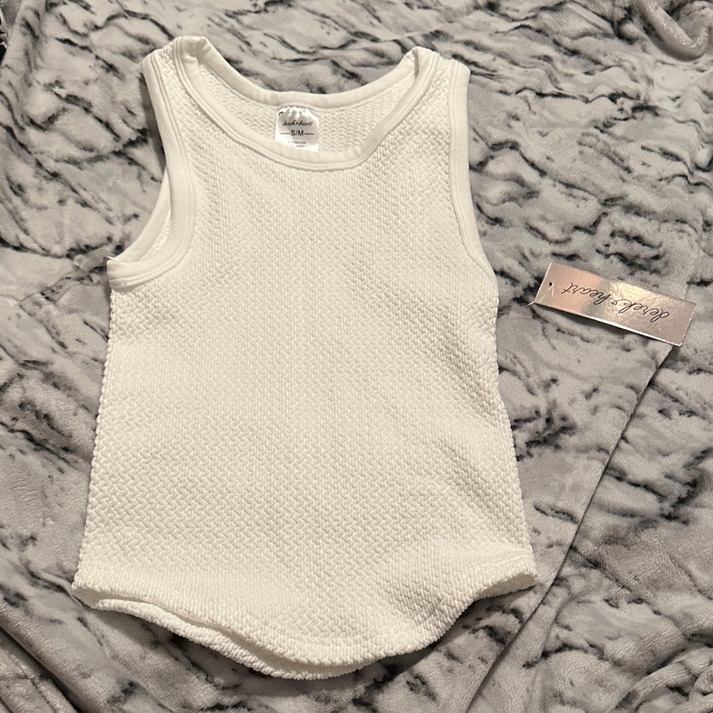 Derek Heart White Textured Tank Top